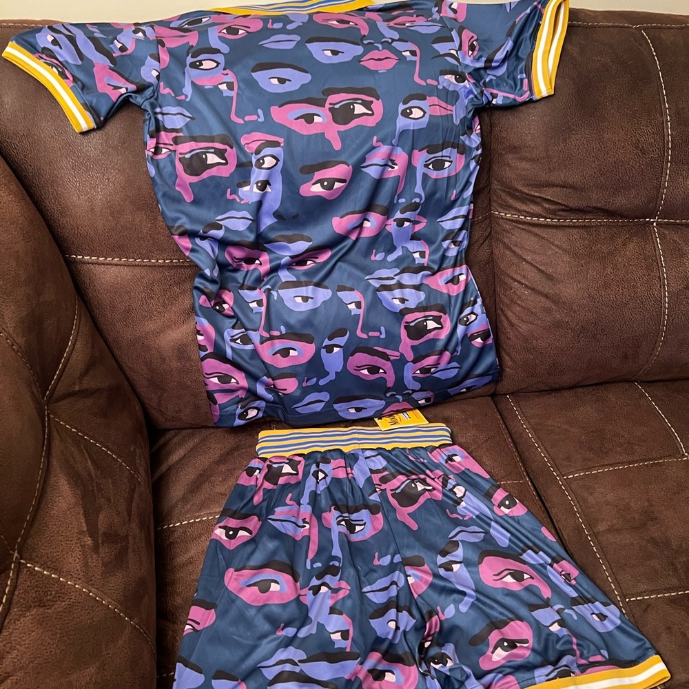 Modelo ‘Football Club’ outfit - Picture 11 of 12